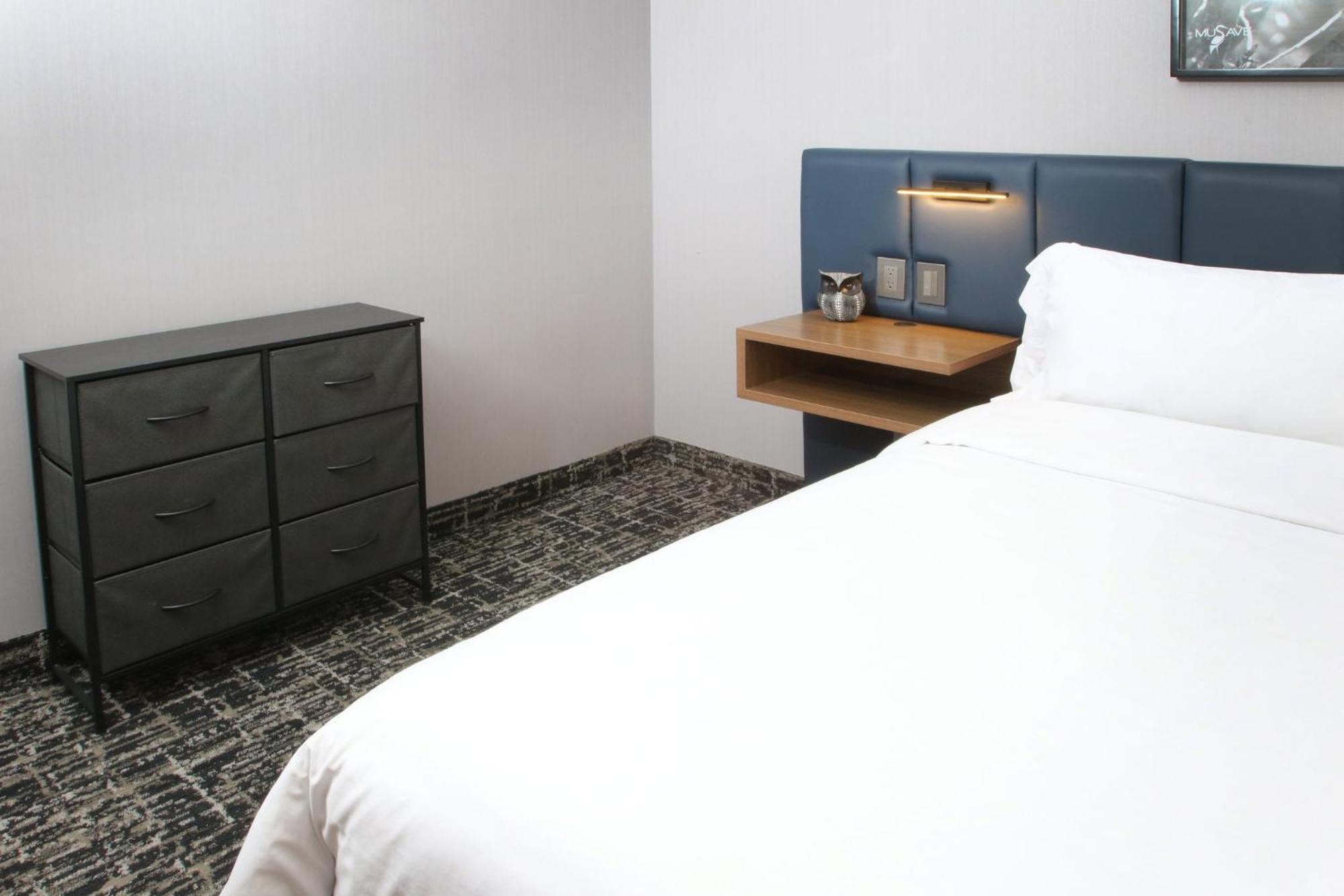 Voco Saltillo Suites By Ihg Exterior photo