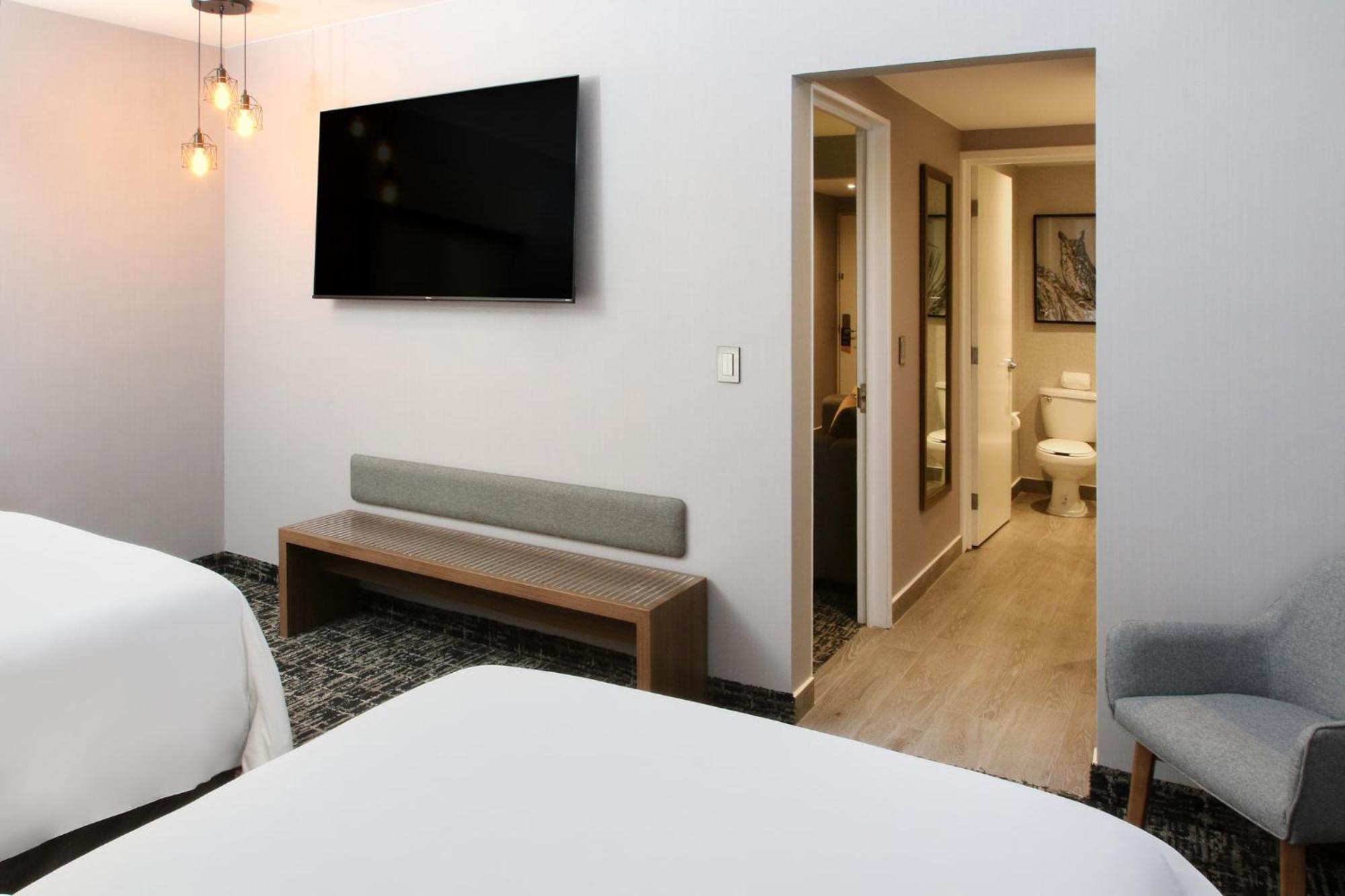 Voco Saltillo Suites By Ihg Exterior photo